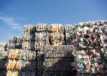 Recycling in Greece, Italy and Senegal