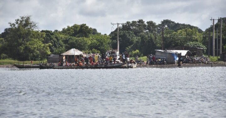 Village symbol of colonial refusal: Sandiniéry tested modernity